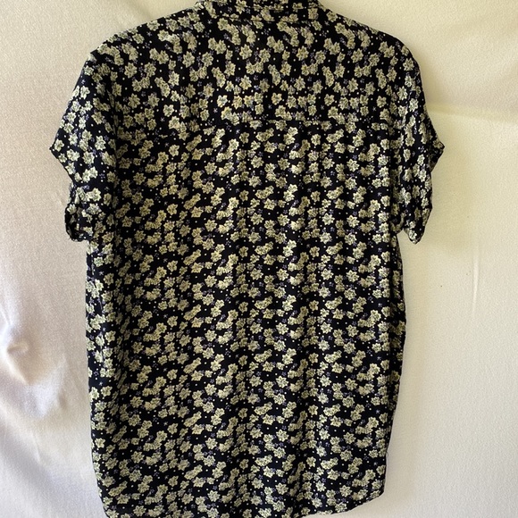 B.Bronson set of 2 button down tops size L - Picture 10 of 16
